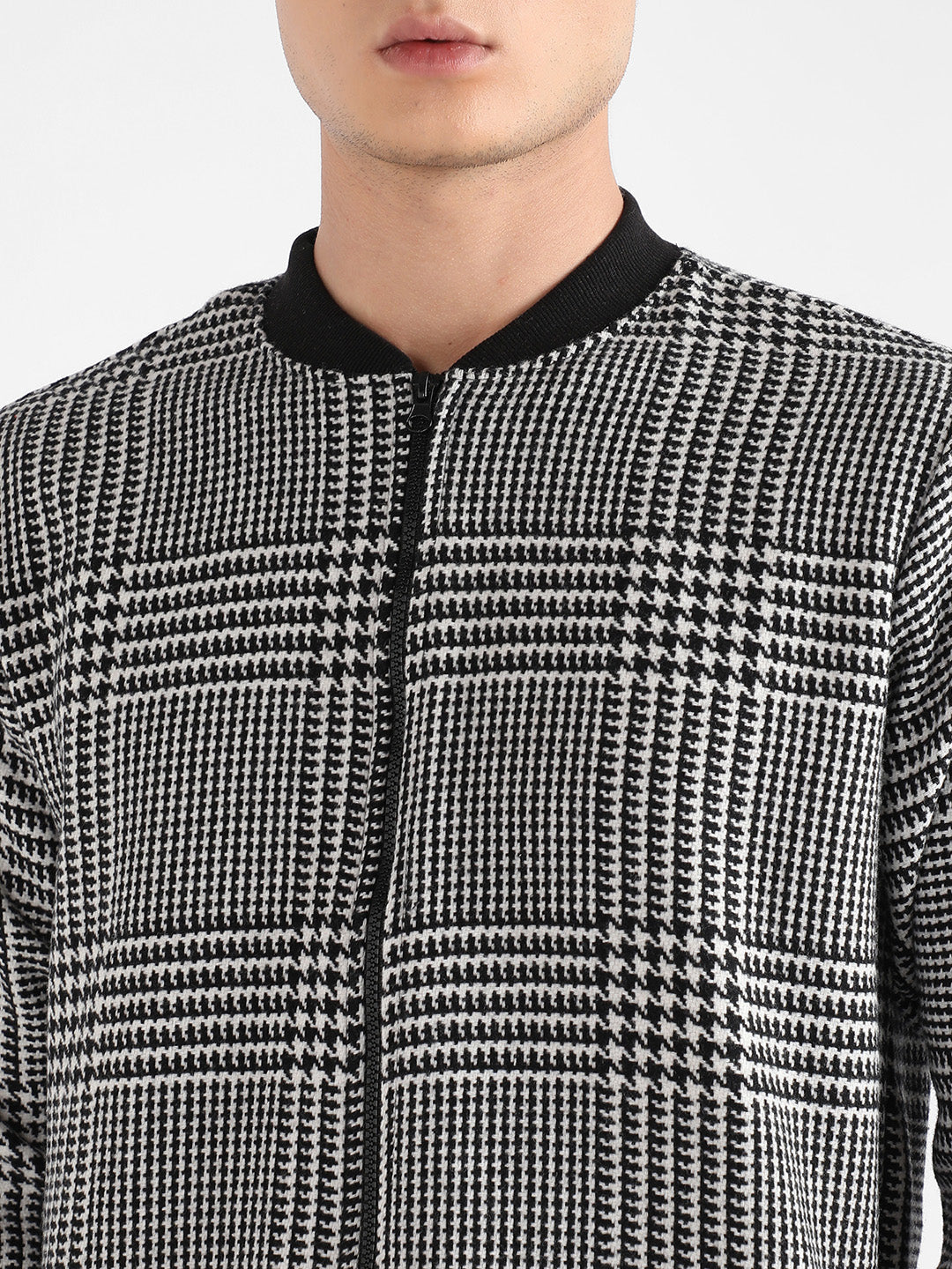 Men's Black & White Zip-Front Houndstooth Jacket