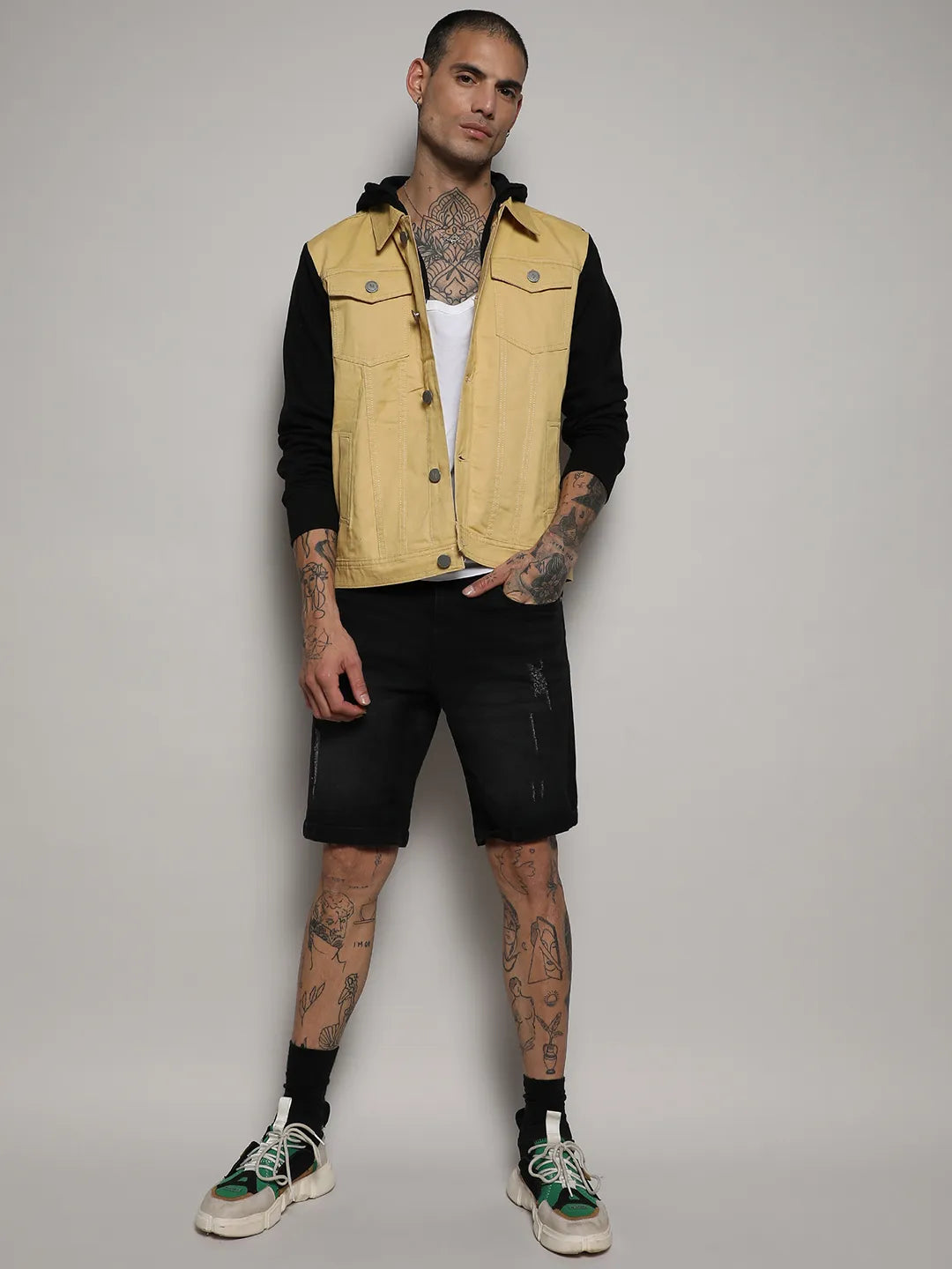 Light-Wash Denim Jacket With Sweatshirt Sleeve